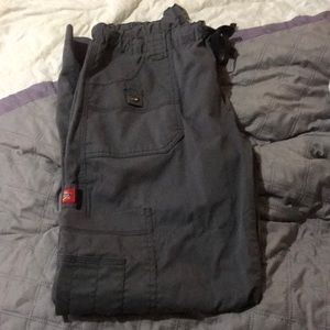 Dickie woman’s cargo scrub pant medium